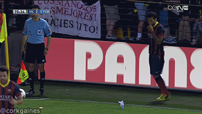 dani-alves-banana