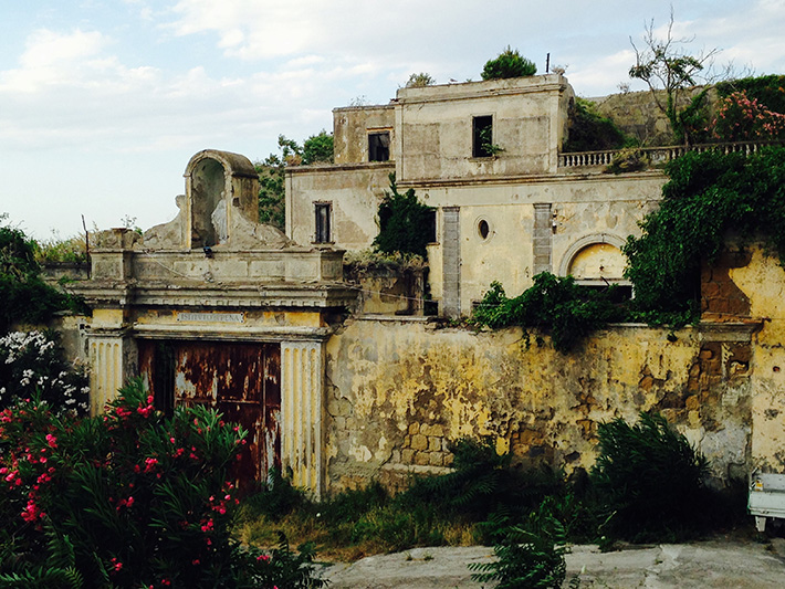 01 Il penitenziario, decadente e bellissimo 1