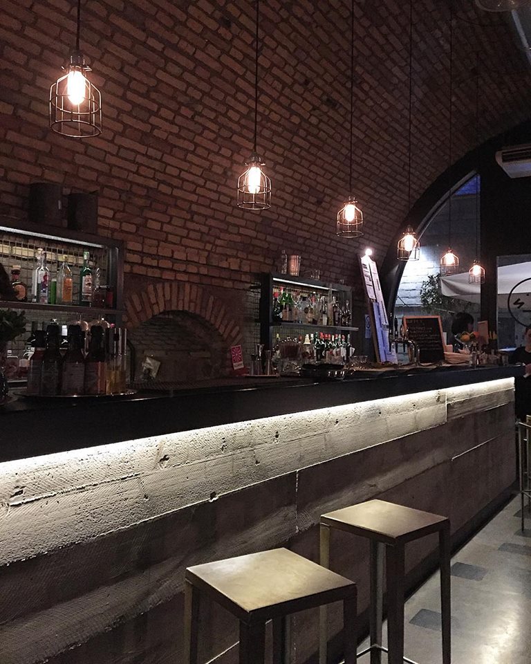 E56F47F1-0337-4D7A-98D2-F90D8BAAD085@station